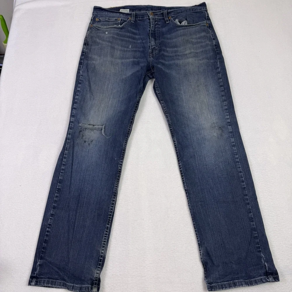 Levi's 559 Men's 36x31 Relaxed Straight Fit Blue Jeans Distressed Medium‎ Wash
